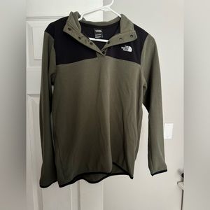 Womens North Face 3/4 button fleece hoodie